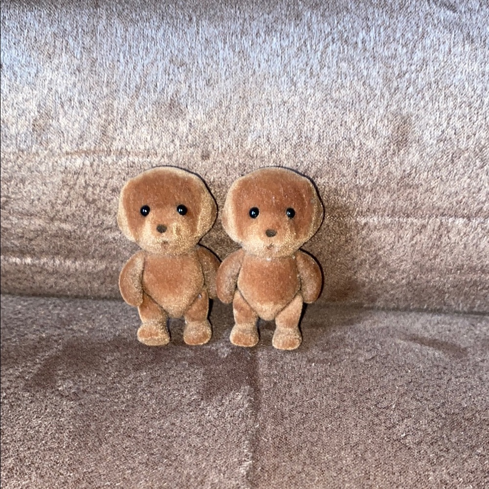 Charming Small Pets Family Set with Brown and Blue Outfits - Picture 4 of 7